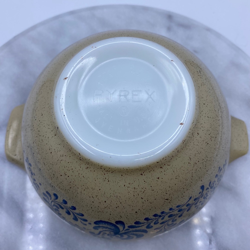 Pyrex Vintage Cinderella Nesting Mixing Bowl Set Blue Onion Speckled Tan 4pc - Picture 9 of 11